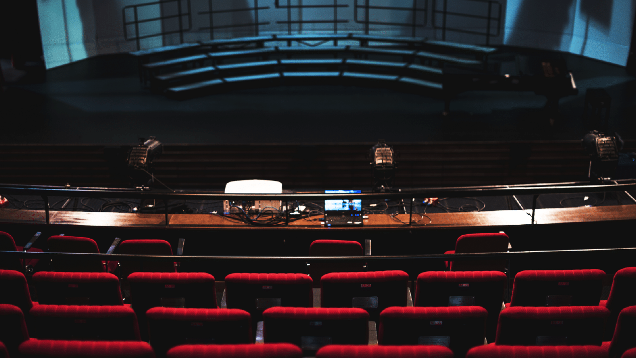 5 Ways to Make Your Performing Arts Venue More Immersive